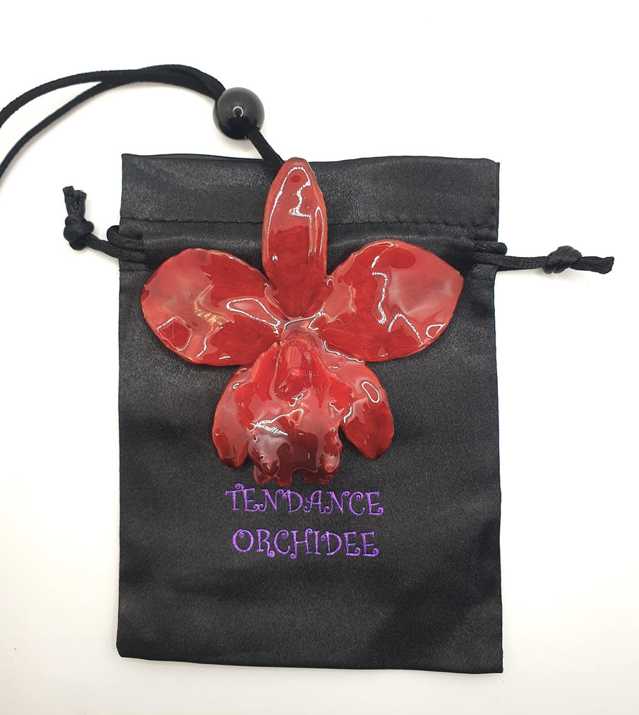Orchidée "Cattleya" rouge sur cordon