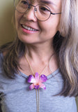 Collier plaqué or "Orchidée Naturelle Dendrobium"